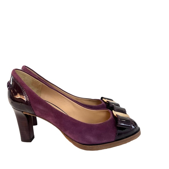 Salvatore Ferregamo burgundy suede patent pumps - Picture 10 of 10